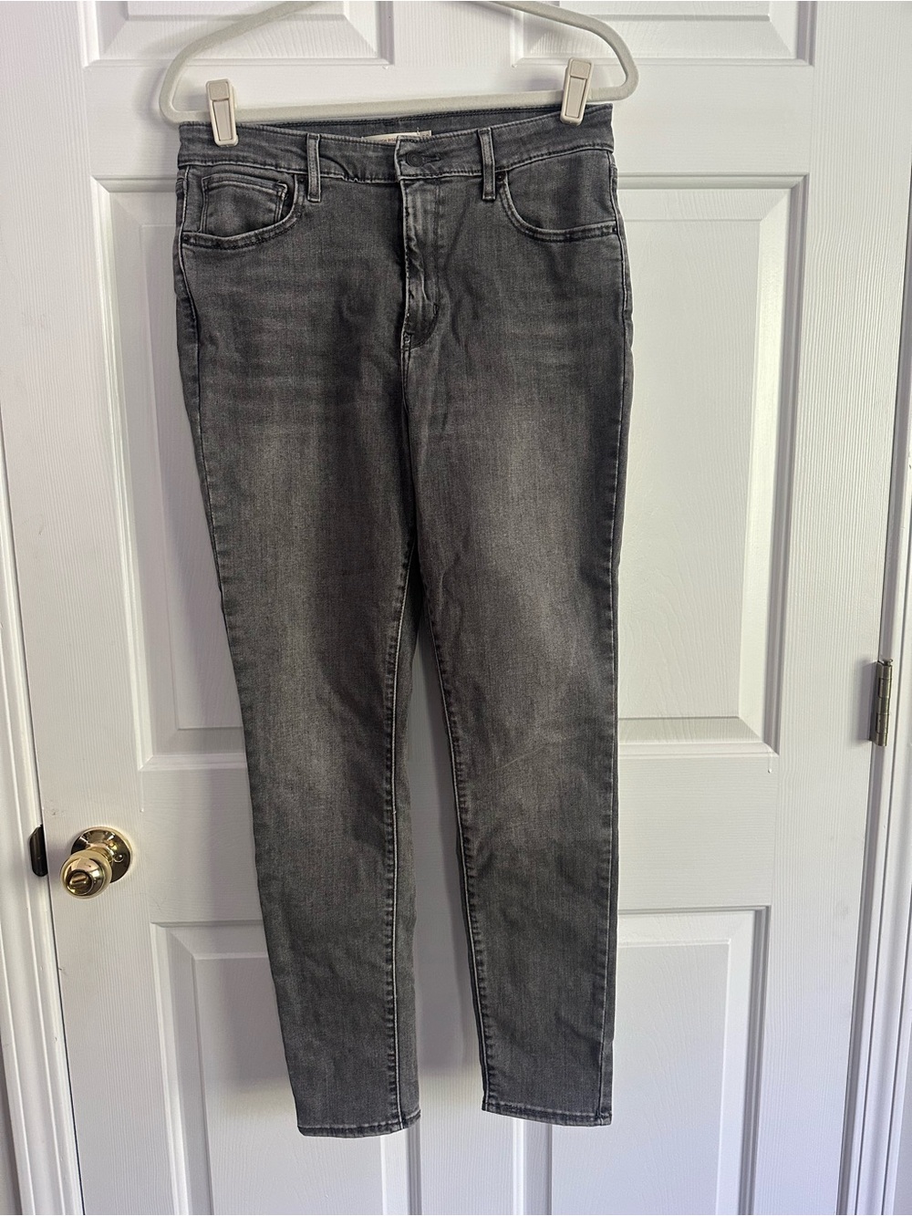 Levi's 721 High Rise Skinny Jeans in Washed Gray
